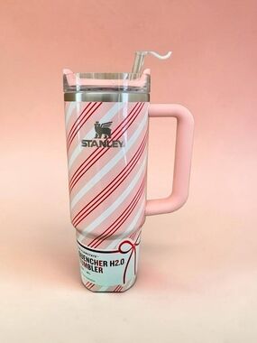 Stanley Pink & Red Striped "Strawberry Twist" Quencher H2.0 Tumbler with Handle